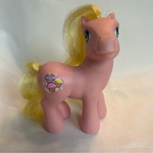 My Little Pony G3 CUPCAKE 2006 Glitter Celebration Pink w/Yellow Tinsel Hair